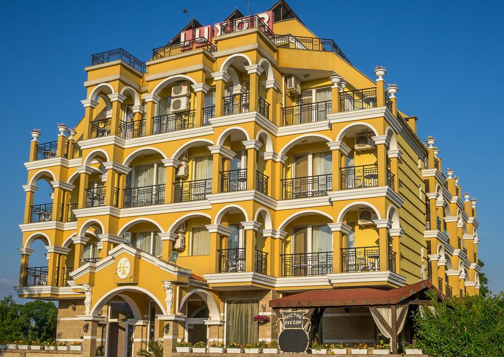 Hotel Luxor لوزينيتس المظهر الخارجي الصورة